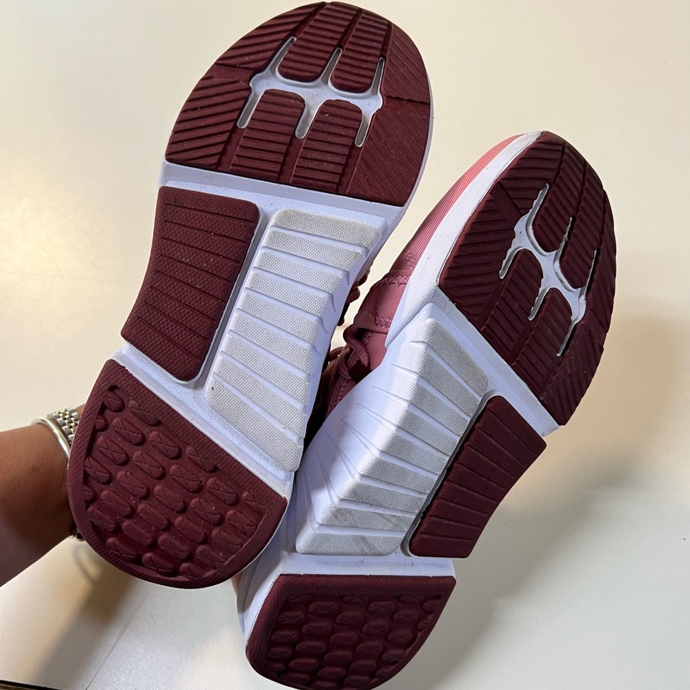 Fabletics Brookside Performance Blush Pink Runnin… - image 8